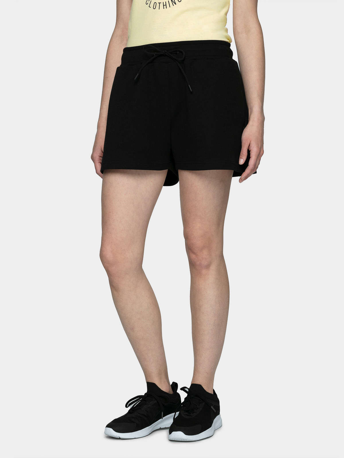 Levně Outhorn HOL21-SKDD600 DEEP BLACK Dámské kraťasy