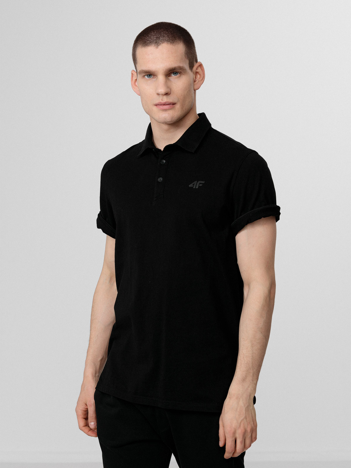 Levně 4F H4L22-TSM355 DEEP BLACK Pánské tričko