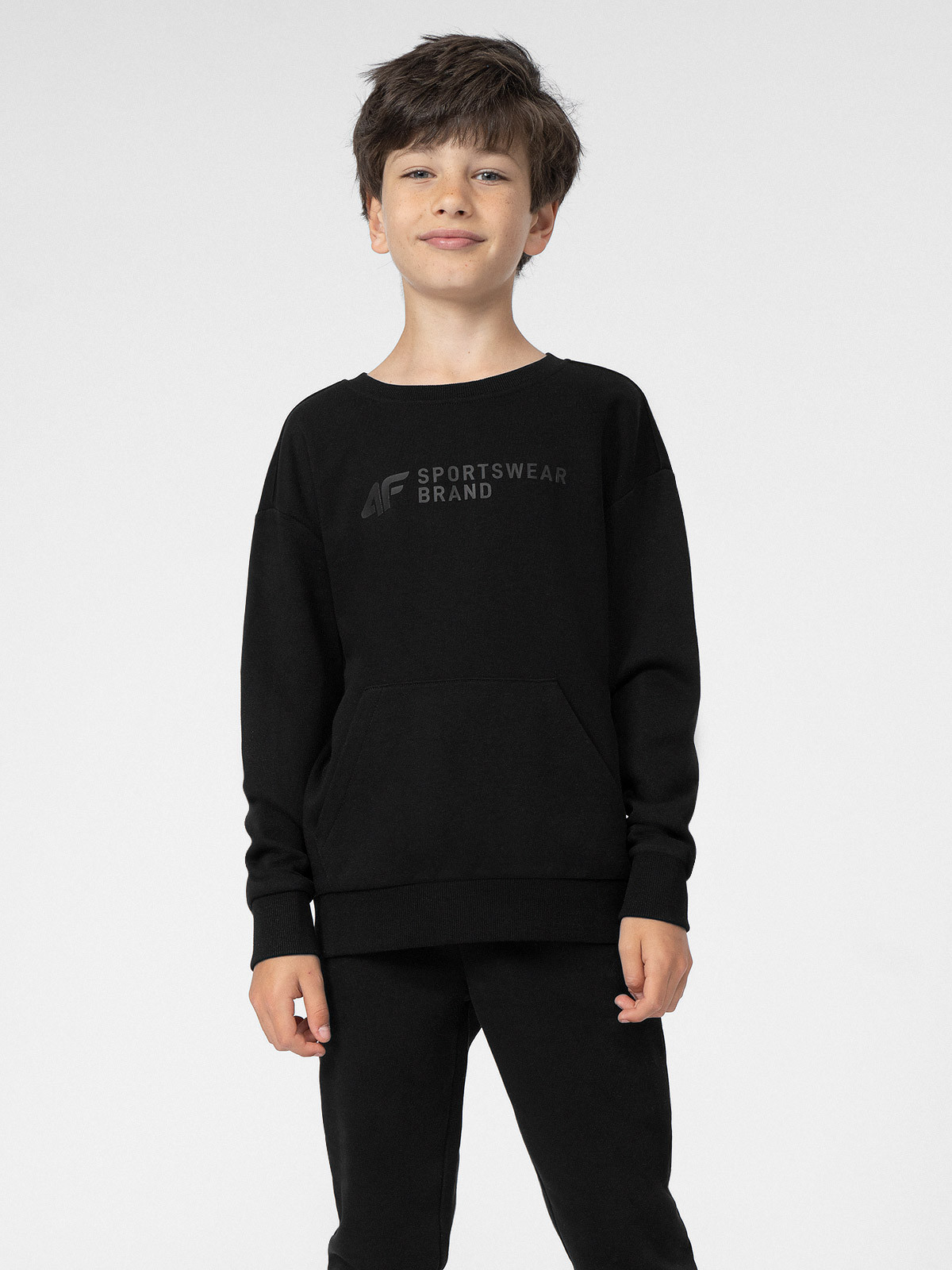 Levně 4F 4FJSS23TSWSM222 DEEP BLACK Dětská mikina
