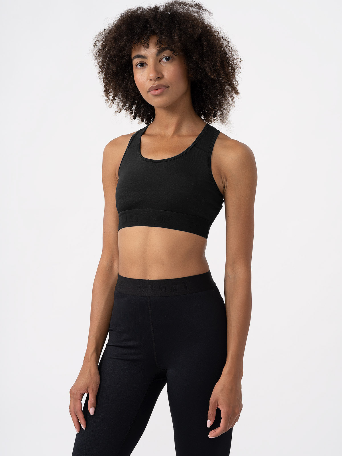 Levně 4F 4FAW23USBAF077 DEEP BLACK Dámská sportovní podprsenka