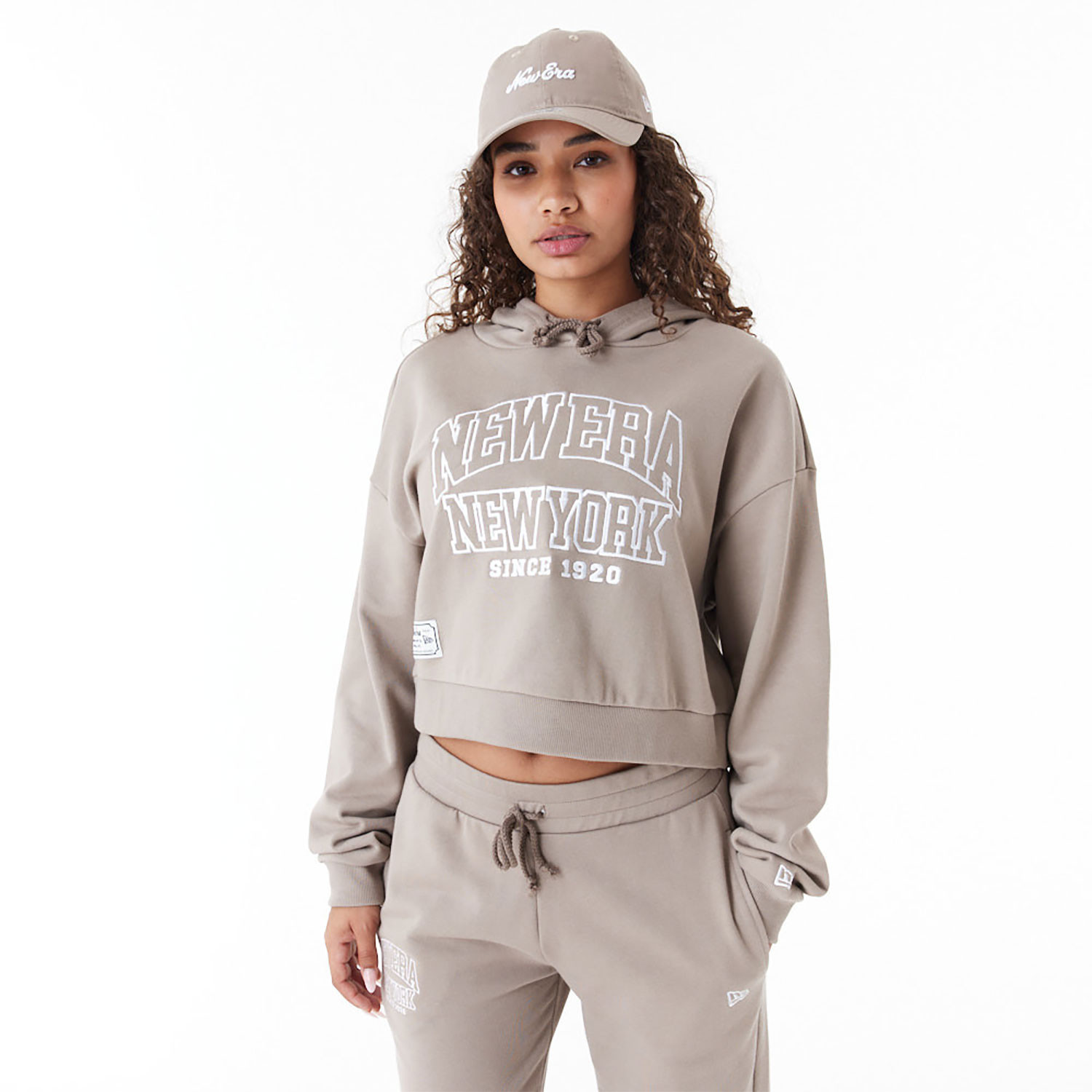 Levně NEW ERA Arch wordmark crop hoody Dámská mikina